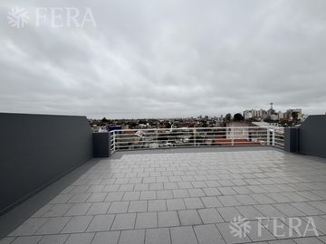 Alquiler Departamento 2 ambientes con balcón y terraza en Wilde