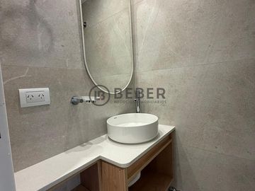 En venta cuatro ambientes con cochera, Varese