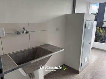 ALQUILER Departamento 2 Ambientes Con Balcón - Moreno Centro
