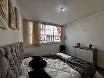 En venta tres ambientes al frente con balcon, Punta Iglesia