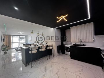 En venta tres ambientes al frente con balcon, Punta Iglesia