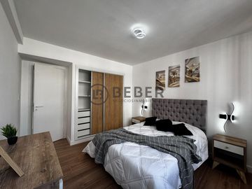 En venta tres ambientes al frente con balcon, Punta Iglesia