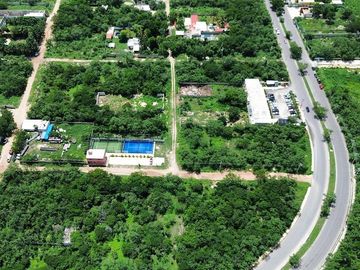 Terreno en Venta en Esquina en Sn. Juan Bautista, Mérida, Yucatán.