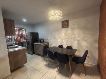 Departamento de 3 Recámaras en Renta Amueblado | Colonia La Perla, Guadalajara