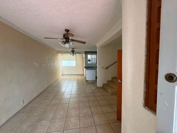 Casa en renta en Residencial Victoria
