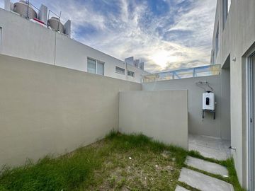 Casa en venta NUEVA en Valle Imperial