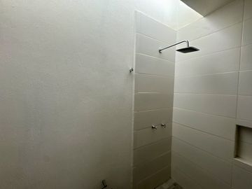 Casa en venta NUEVA en Valle Imperial