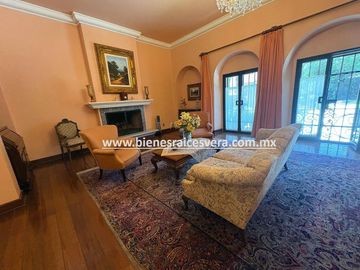 HACIENDA CONTEMPORANIA EN VENTA EN TEQUISQUIAPAN EN HACIENDA GRANDE. Anel