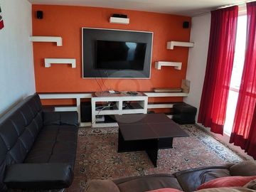 Departamento Amueblado y Equipado en Renta | Milenio III | 120 m², Área de TV y
