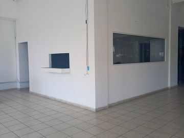 LOCAL COMERCIAL EN EL CENTRO DE MTY