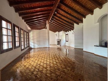 CASA CON  JARDIN EN RENTA JARDINES DEL AJUSCO 4 REC