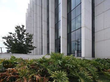 Renta oficina de 390m2 en edificio zona Valle San Pedro Garza García
