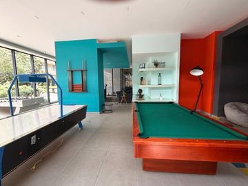Departamento en renta amueblado en Urbano Town Los Alpes