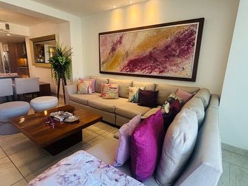 Departamento en Venta Bay View Grand, Marina Vallarta 2 recamaras