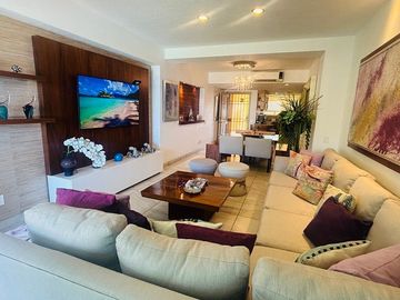 Departamento en Venta Bay View Grand, Marina Vallarta 2 recamaras