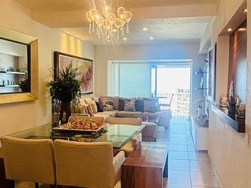 Departamento en Venta Bay View Grand, Marina Vallarta 2 recamaras