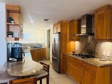 Departamento en Venta Bay View Grand, Marina Vallarta 2 recamaras