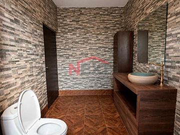 CASA EN VENTA EN REAL DEL ALAMITO SEC. ARBOLITOS