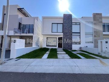 Se renta Casa en Zizana con Recámara en PB y Amenidades RAH388