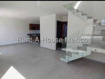 Se renta Casa en Zizana con Recámara en PB y Amenidades RAH388