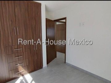 Se renta Casa en Zizana con Recámara en PB y Amenidades RAH388