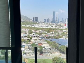 DEPARTAMENTO EN TORRE BOREAL, CERCA DE VALLE ORIENTE