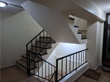 SE ALQUILA ARTAMENTO EL CANGREJO HILTON PARK 92M 2 HABITACIONES VACIO