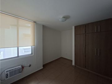 SE ALQUILA ARTAMENTO EL CANGREJO HILTON PARK 92M 2 HABITACIONES VACIO