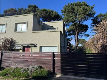 Casa Venta Pinamar Centro Corvina Entre Neptuno Del Bosque 3 Dorm