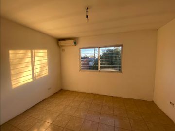 Duplex 3 amb en ALQUILER, Pinto 438 Ituzaingó