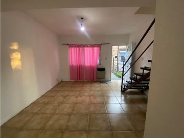 Duplex 3 amb en ALQUILER, Pinto 438 Ituzaingó