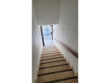 Departamento 2 amb. amplio, externo - Roca y San Juan