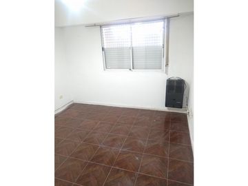 Alquiler PH 3 ambientes con terraza