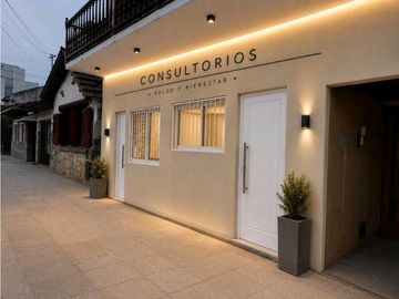 CONSULTORIO ESTRENAR, EN ALQUILER 24 MESES, SALTA 500 LA PERLA