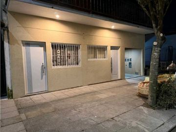 CONSULTORIO ESTRENAR, EN ALQUILER 24 MESES, SALTA 500 LA PERLA