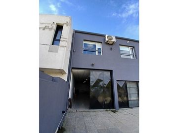 Alquiler | Depósito | Santa Cruz 900