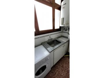Alq temporario hermoso y amplio depto 2 amb con balcón terraza.