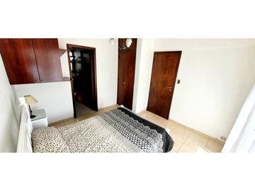 Alq temporario hermoso y amplio depto 2 amb con balcón terraza.
