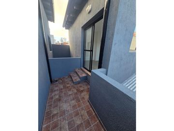 PH 2 amb. c/ patio y terraza- NO ap. crédito- Córdoba y Saavedra