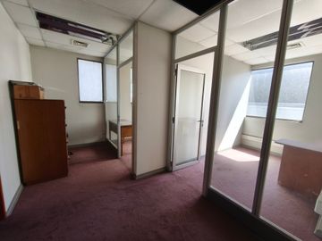 EDIFICIO 4 PISOS Y GALPÓN EN VENTA O ARRIENDO, QUINTA NORMAL