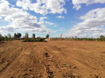 PARCELA DE 5000 MTS, PLANA Y CON ACCESO CONTROLADO