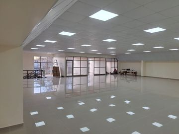ARRIENDO LOCAL COMERCIAL/OFICINAS, CHILLÁN CENTRO