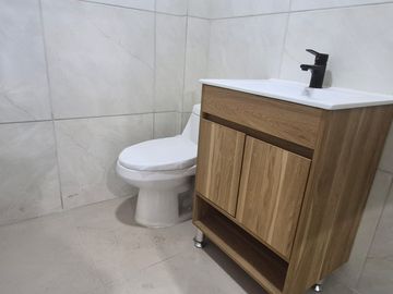 ARRIENDO LOCAL COMERCIAL/OFICINAS, CHILLÁN CENTRO
