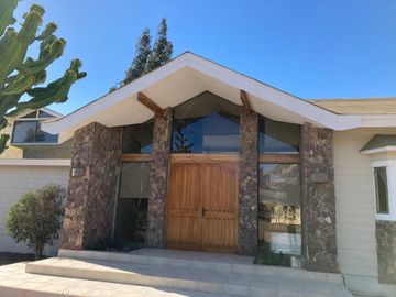 HERMOSA CASA EN ARRIENDO SECTOR CHAMONATE