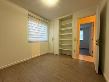 VENDE DPTO DE TRES DORMITORIOS Y UN BAÑO CERCA AVENIDA ALEM