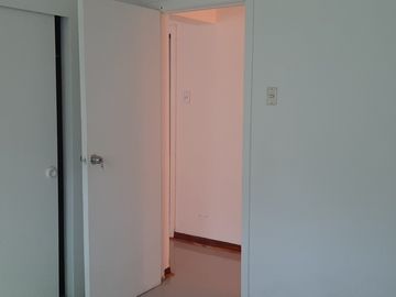 CASA 3 DORMITORIOS, 1 BAÑO, 3 ESTACIONAMIENTOS