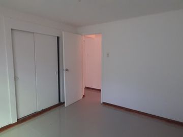 CASA 3 DORMITORIOS, 1 BAÑO, 3 ESTACIONAMIENTOS