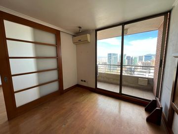EXCELENTE DEPARTAMENTO A PASOS DE METRO ESCUELA MILITAR