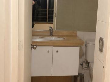 ARRIENDO DEPARTAMENTO 1HAB 1BA LAS CONDES