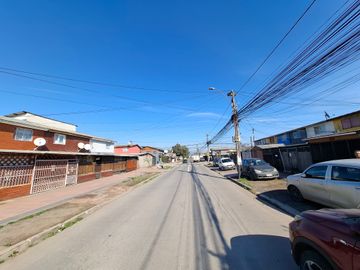VENTA CASA CON MINIMARKET Y GRAN PLUSVALÍA EN TALAGANTE